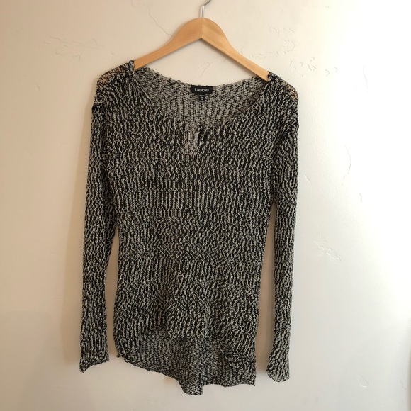 BEBE HI LOW SLEEVE TUNIC - M - Picture 2 of 6